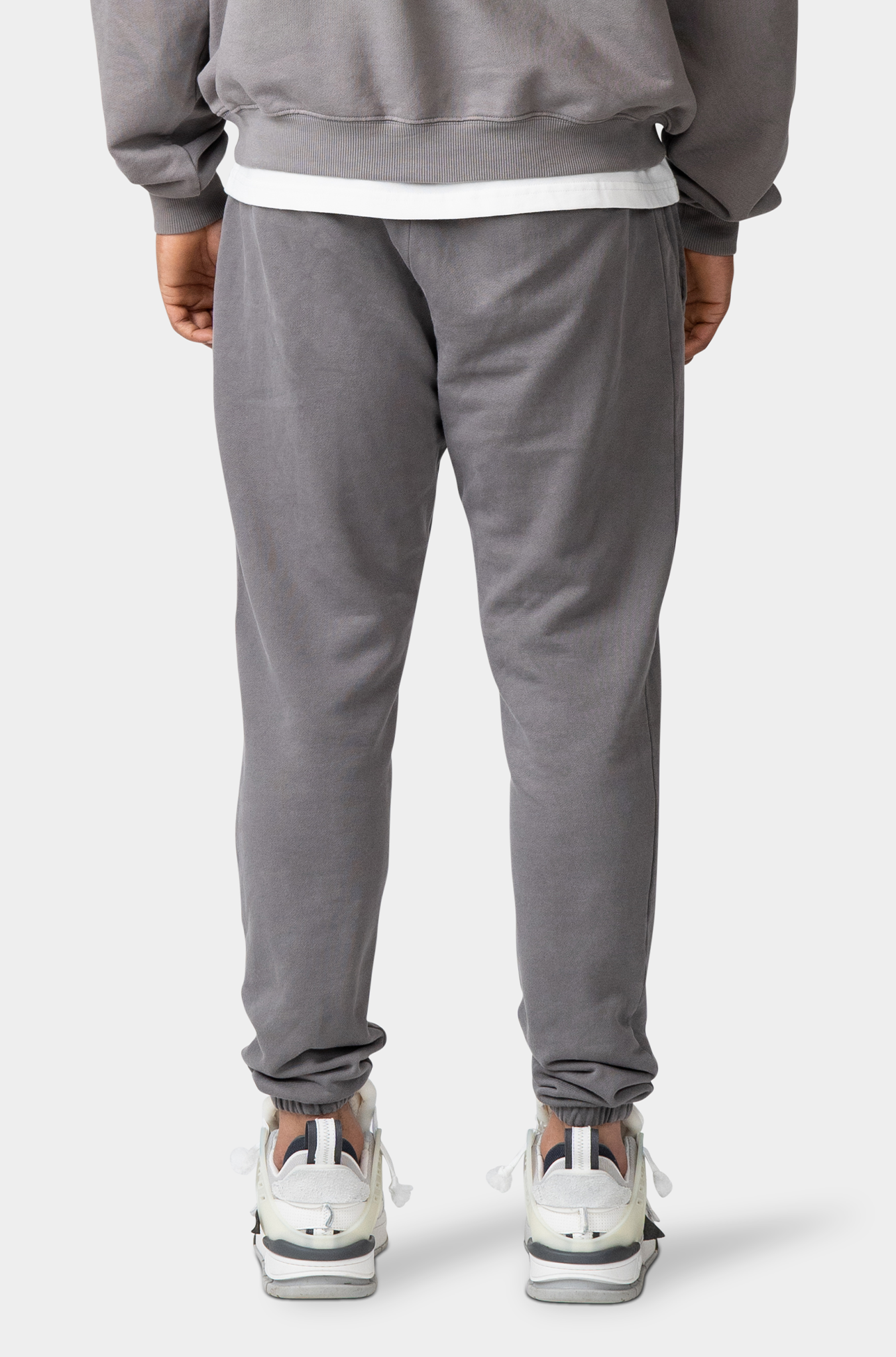24/7 ESSENTIALS GREY SWEATPANTS