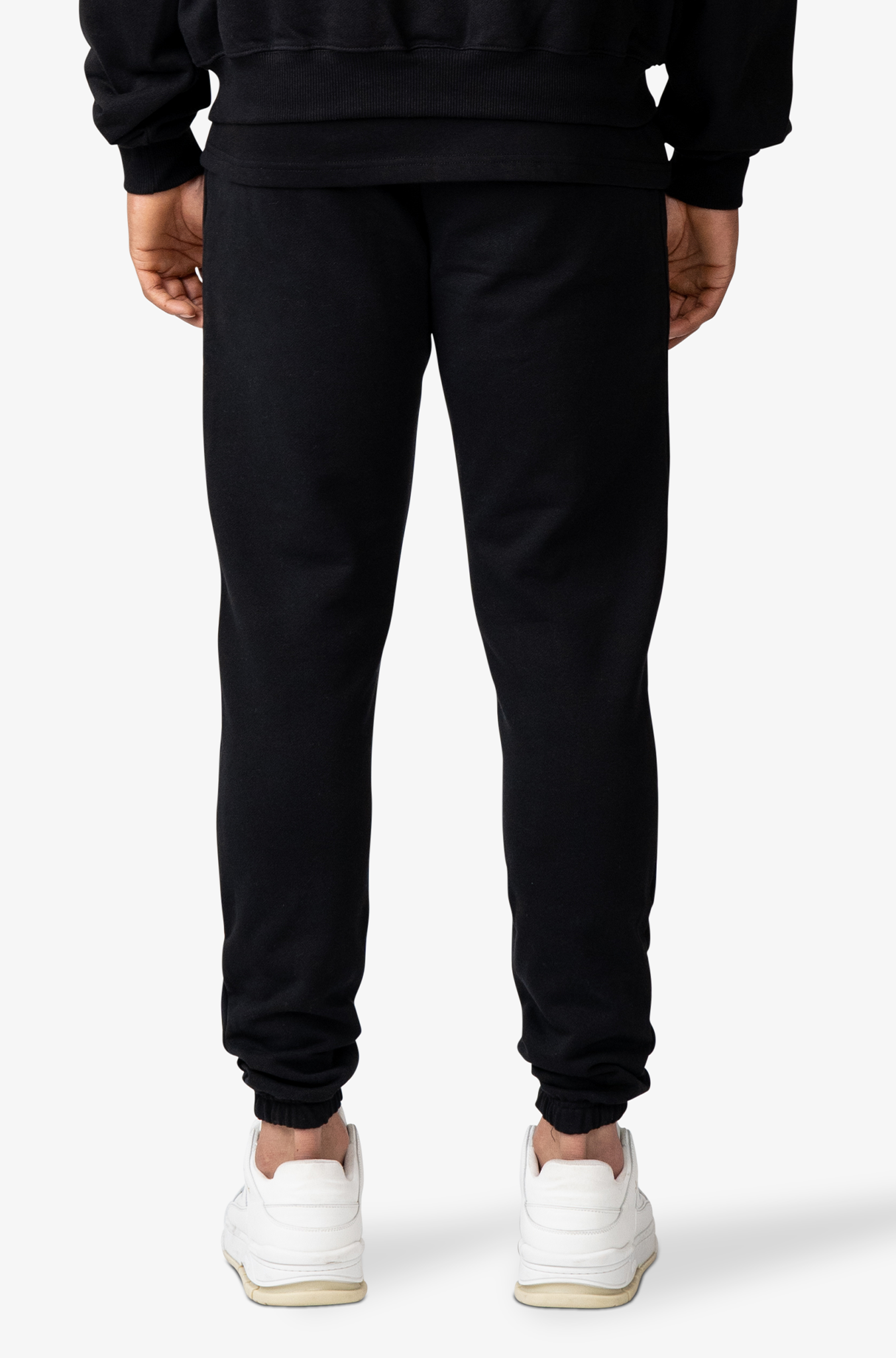 24/7 ESSENTIALS BLACK SWEATPANTS