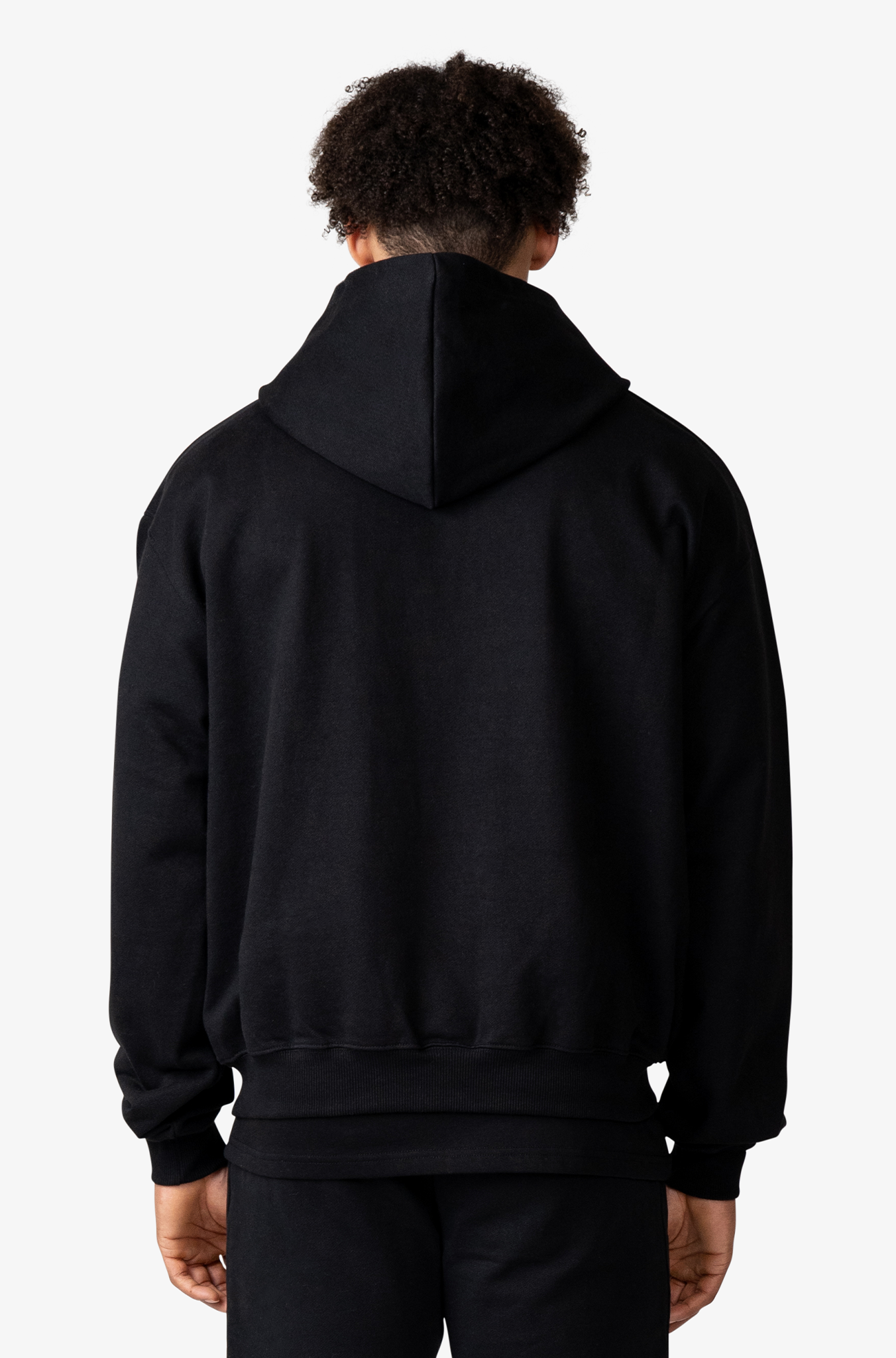 24/7 ESSENTIALS BLACK HOODIE