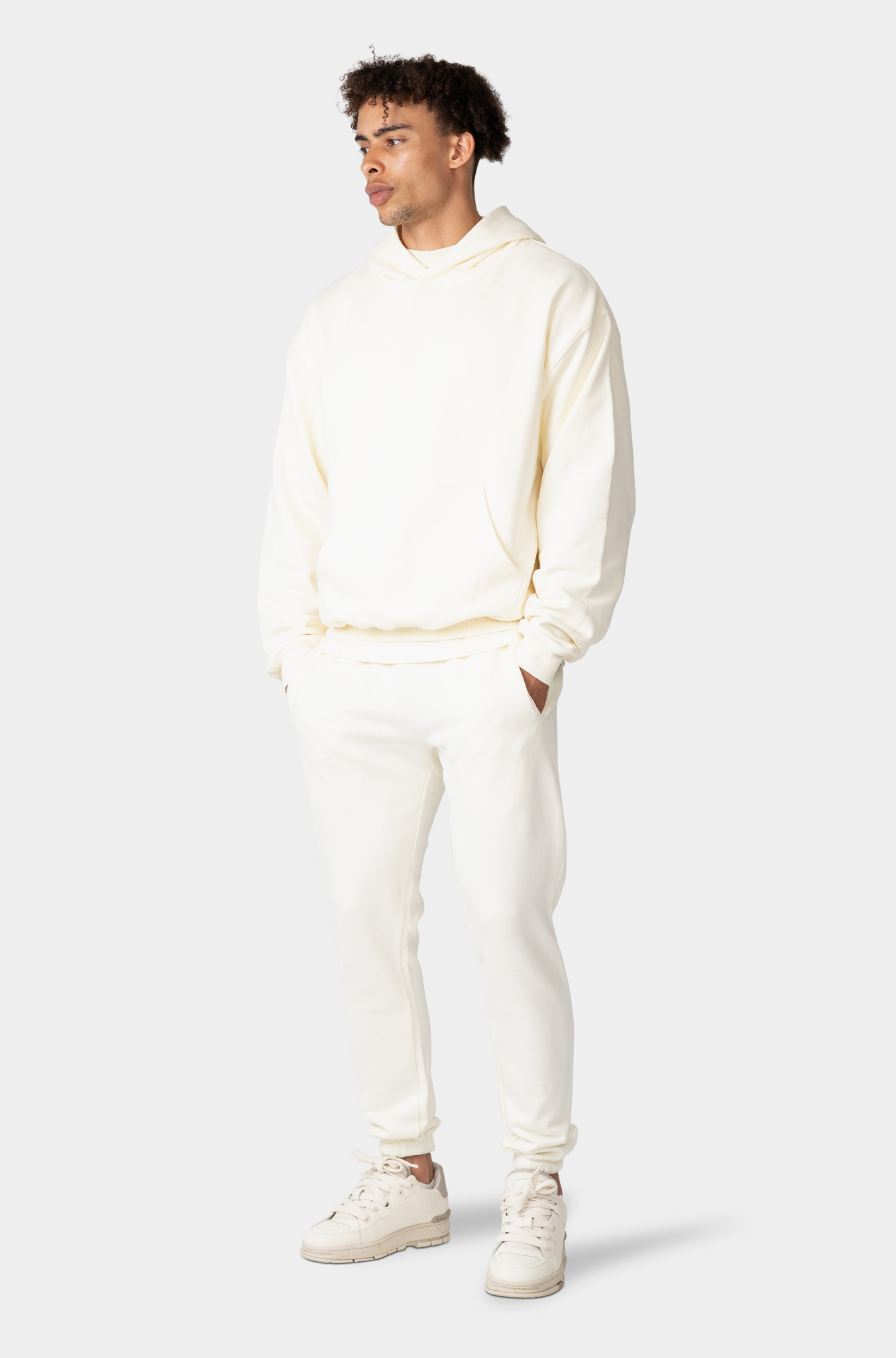 24/7 ESSENTIALS CREAM SWEATPANTS
