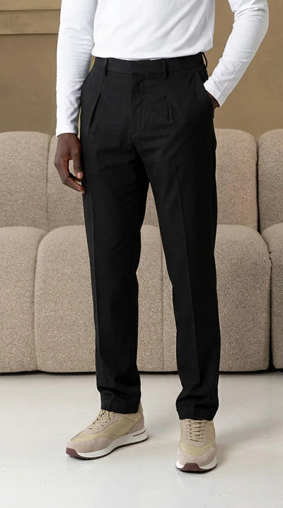 The socrates pants straight black