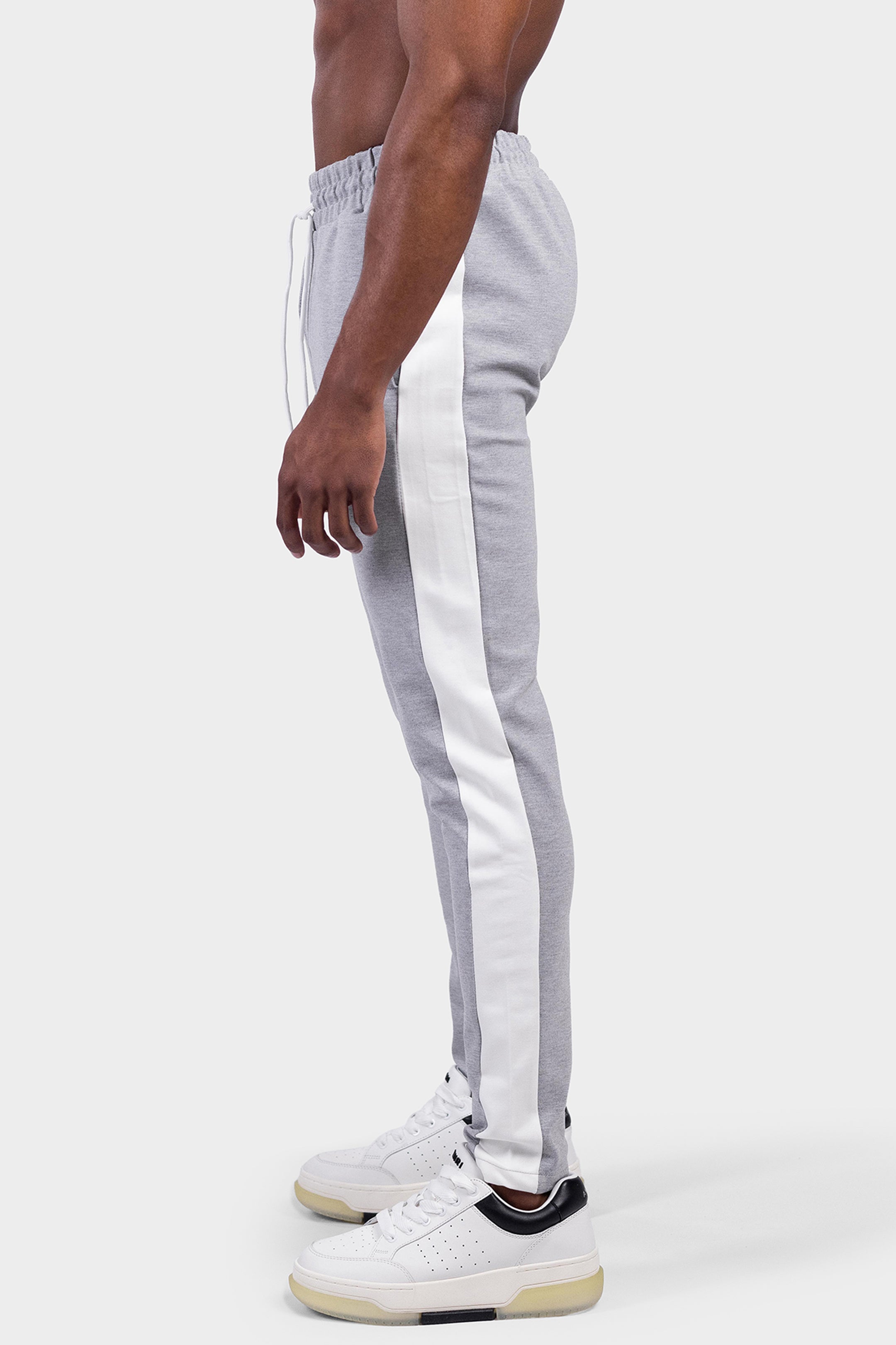 Grey Track Pants Classic Track Pants Men's White Pants Men's trackpants | Best trackpants | New chapter | icon amsterdam| mrmarvis |zalando| fitniss| legendlondon mannen fashion