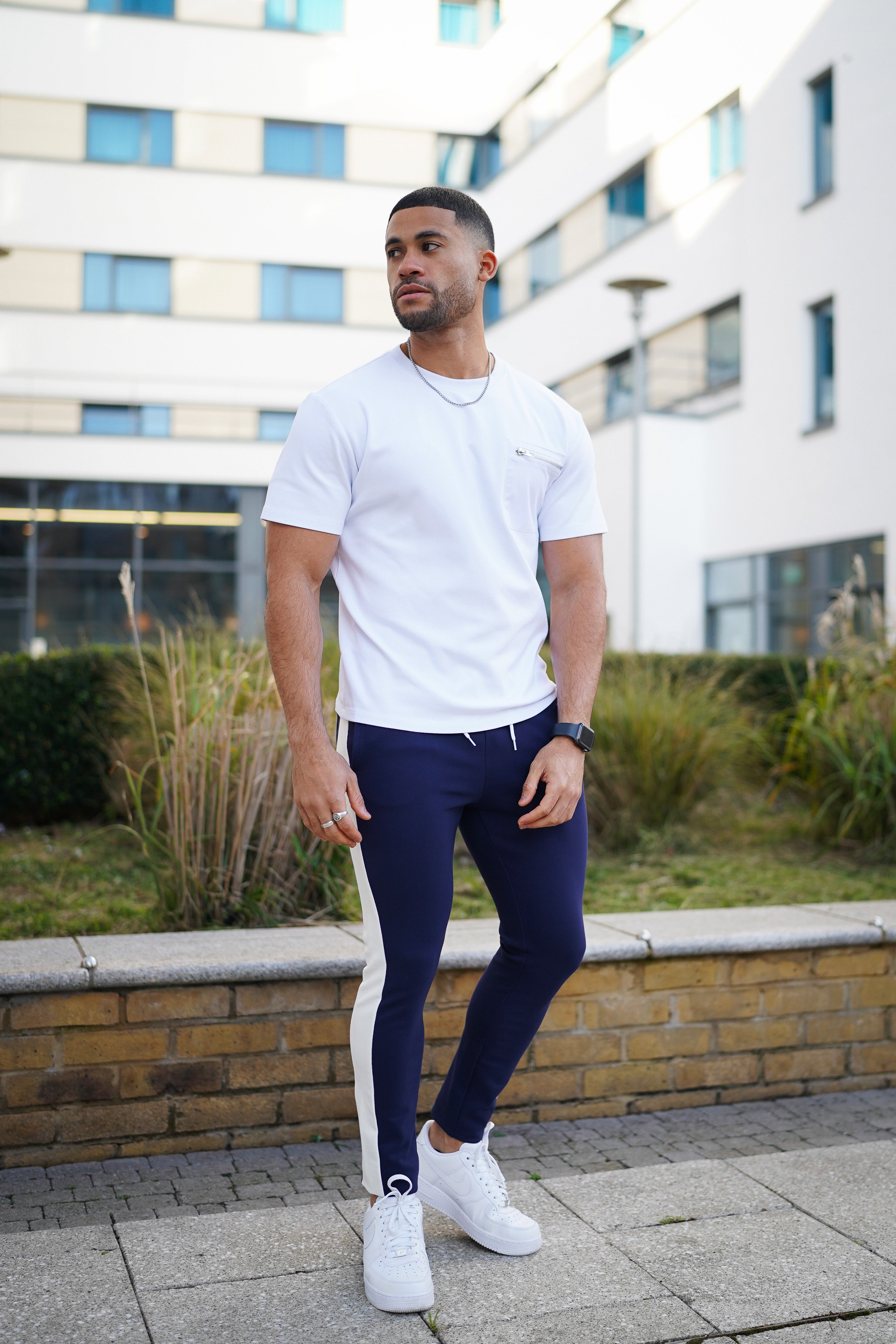 TRACKPANTS