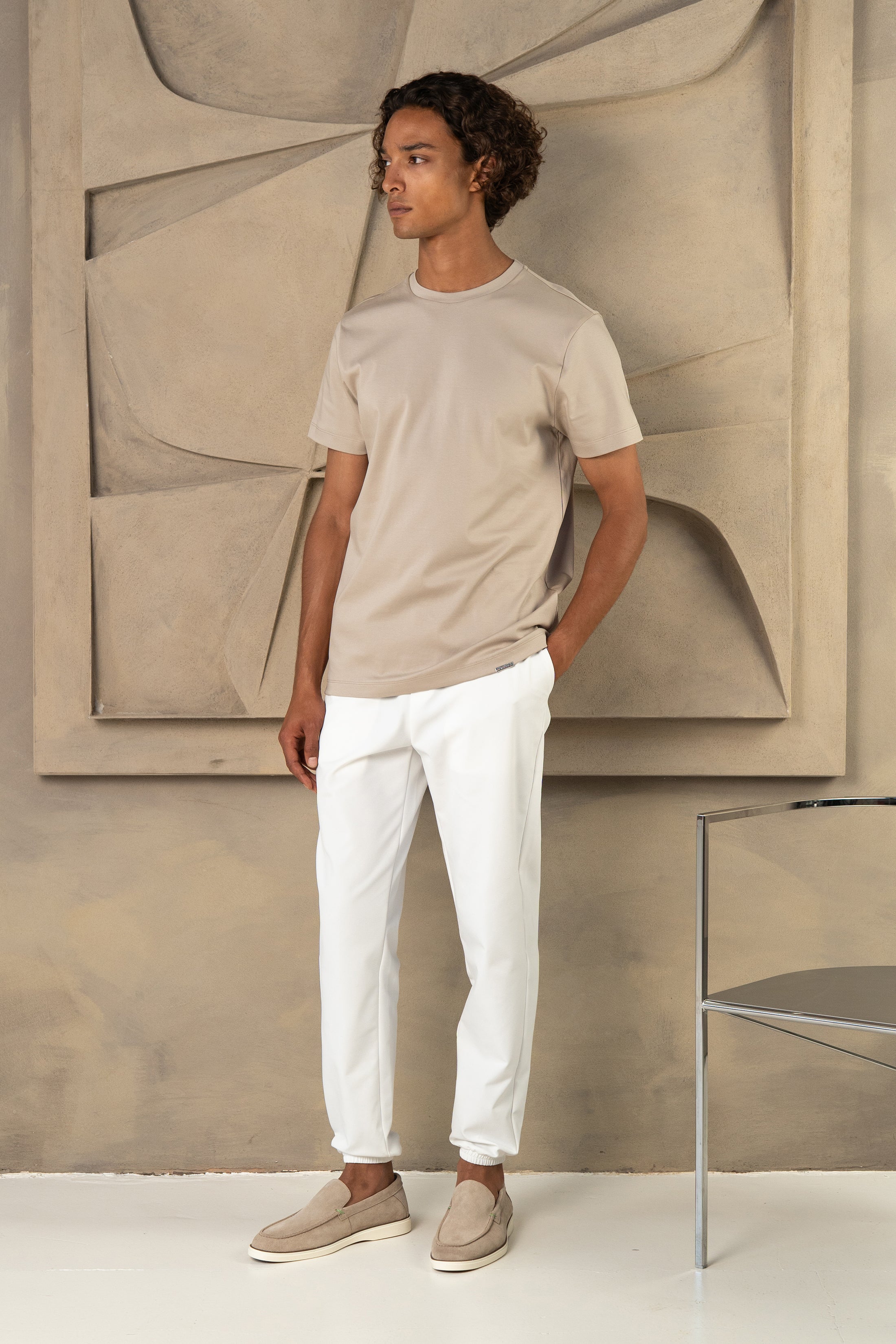 CAPRI LUXE T-SHIRT MIDDEN TAUPE