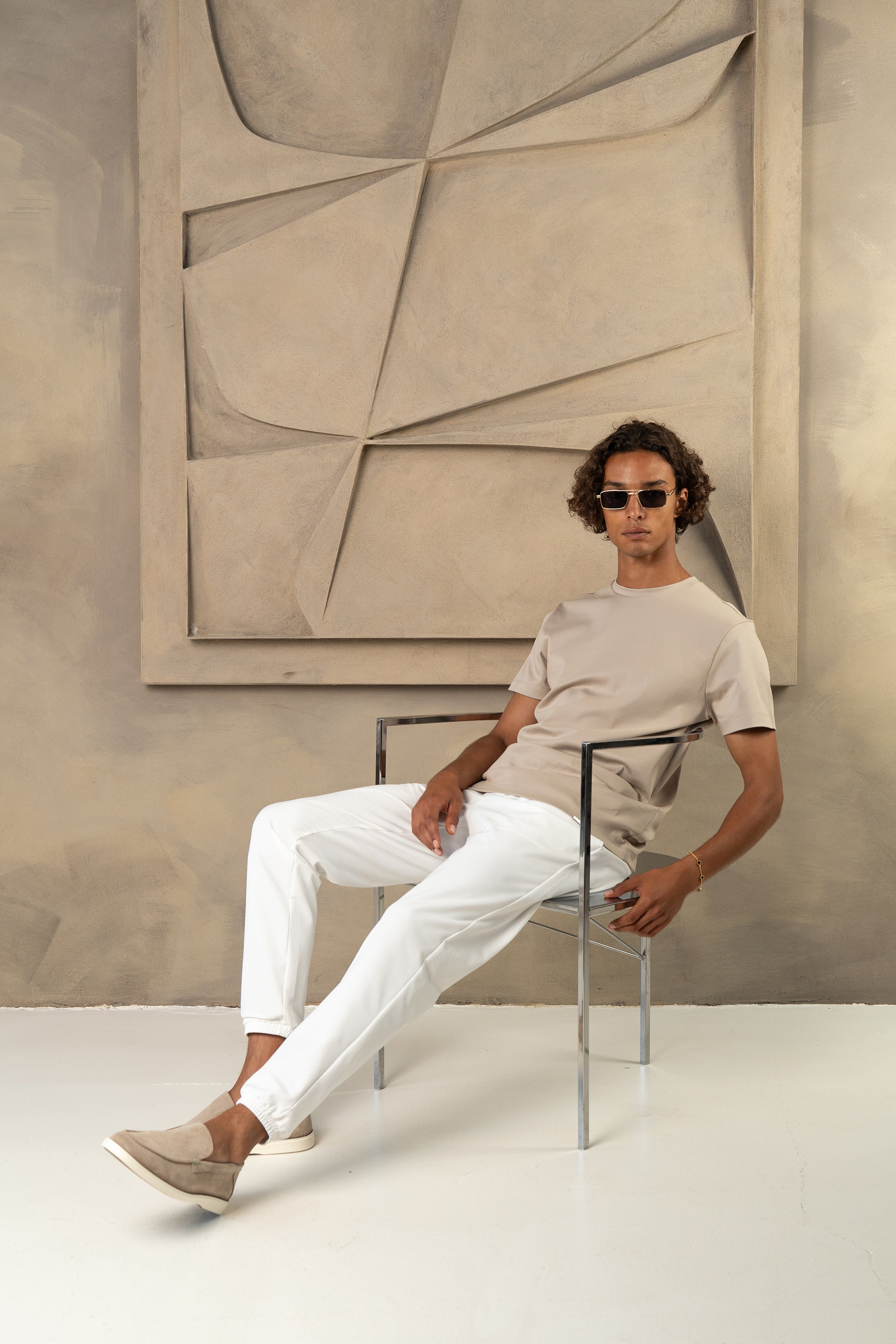 CAPRI LUXE T-SHIRT MIDDEN TAUPE
