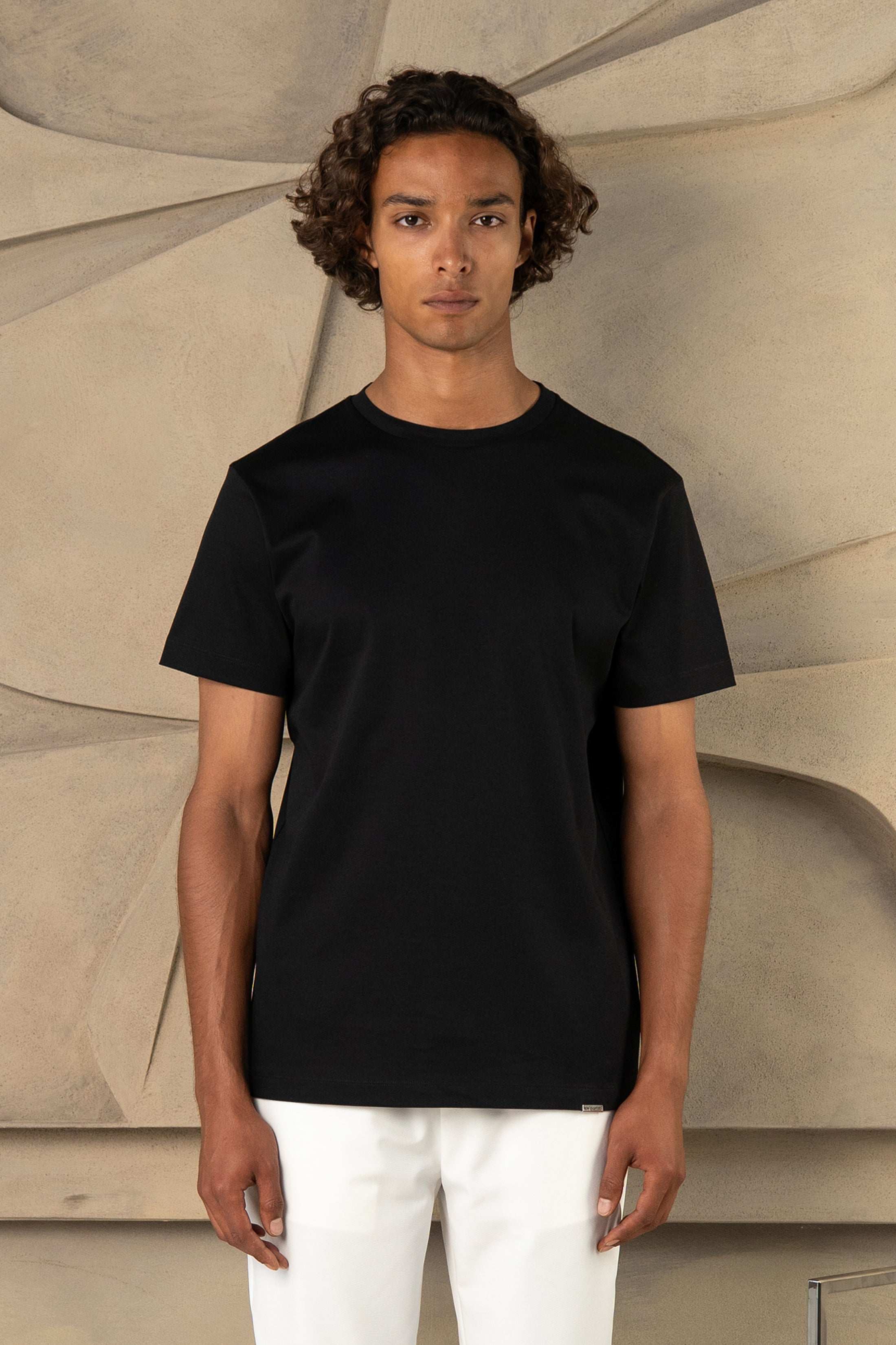 CAPRI LUXE T-SHIRT ZWART